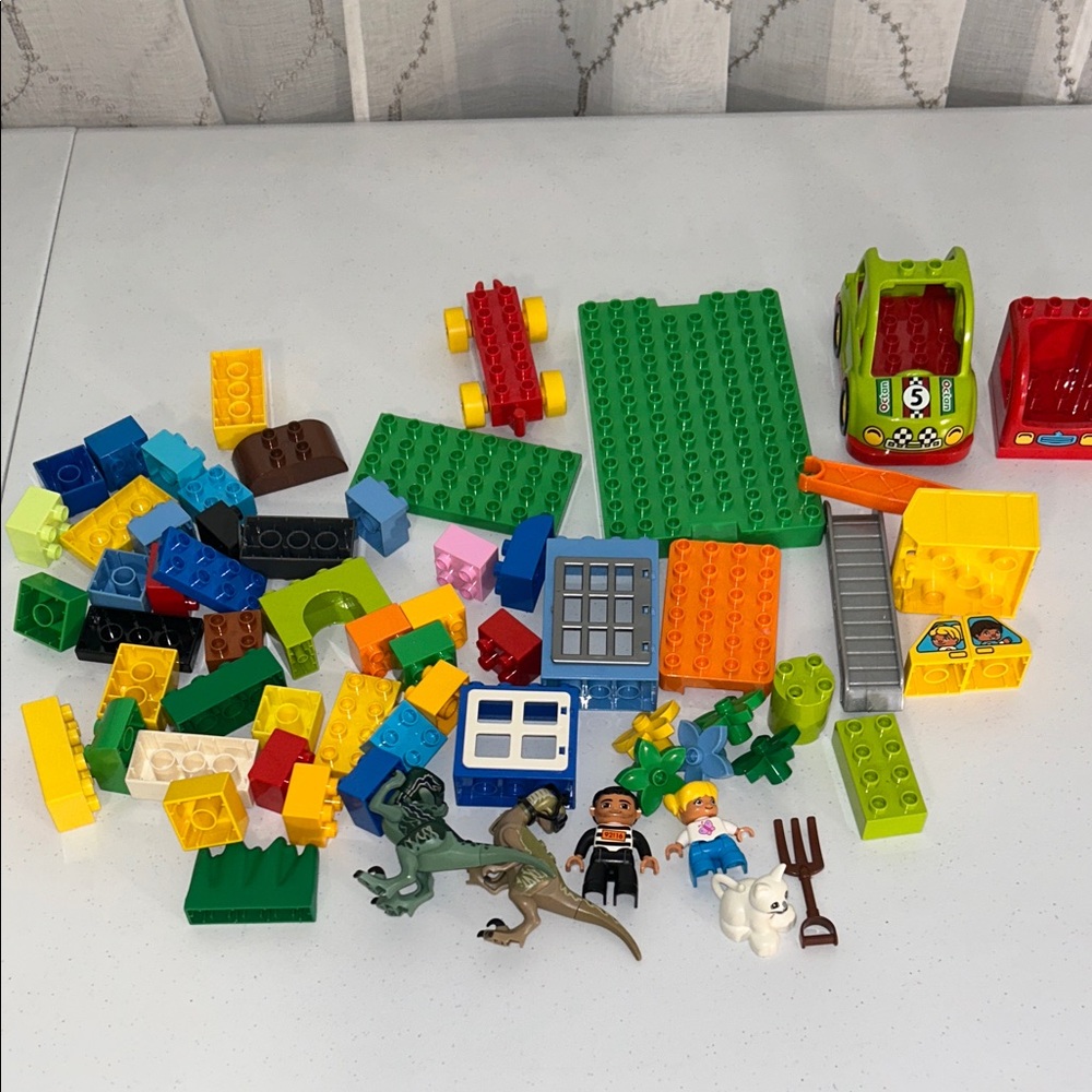 Random Kids Multiple Pieces Duplo Lego Lot